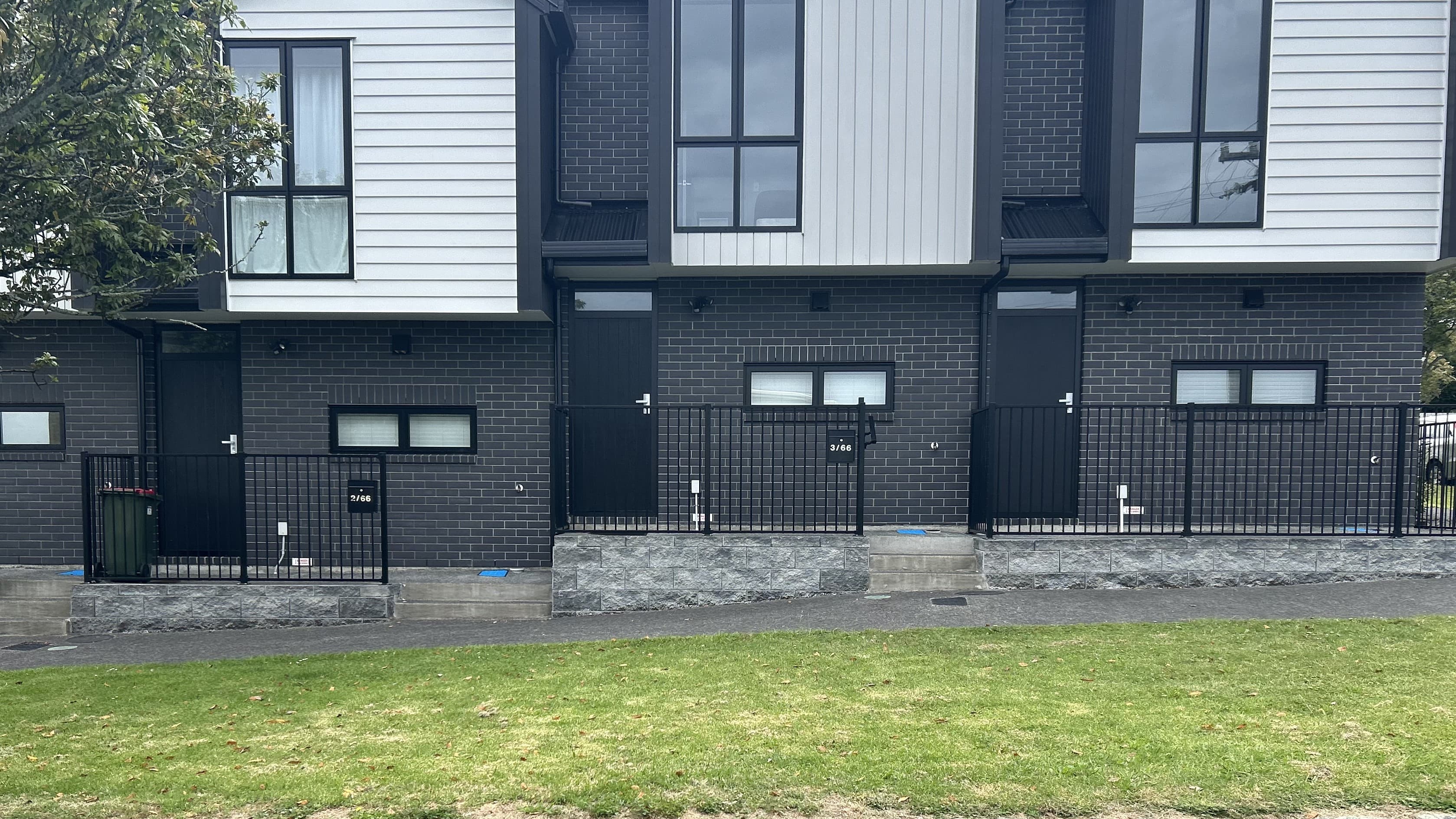 Retaining wall hero shot